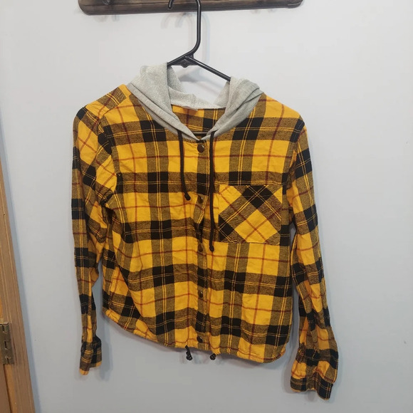 No Boundaries Cinched Waist Plaid Hoodie Yellow med plaid button on snap 💛 - Picture 7 of 11